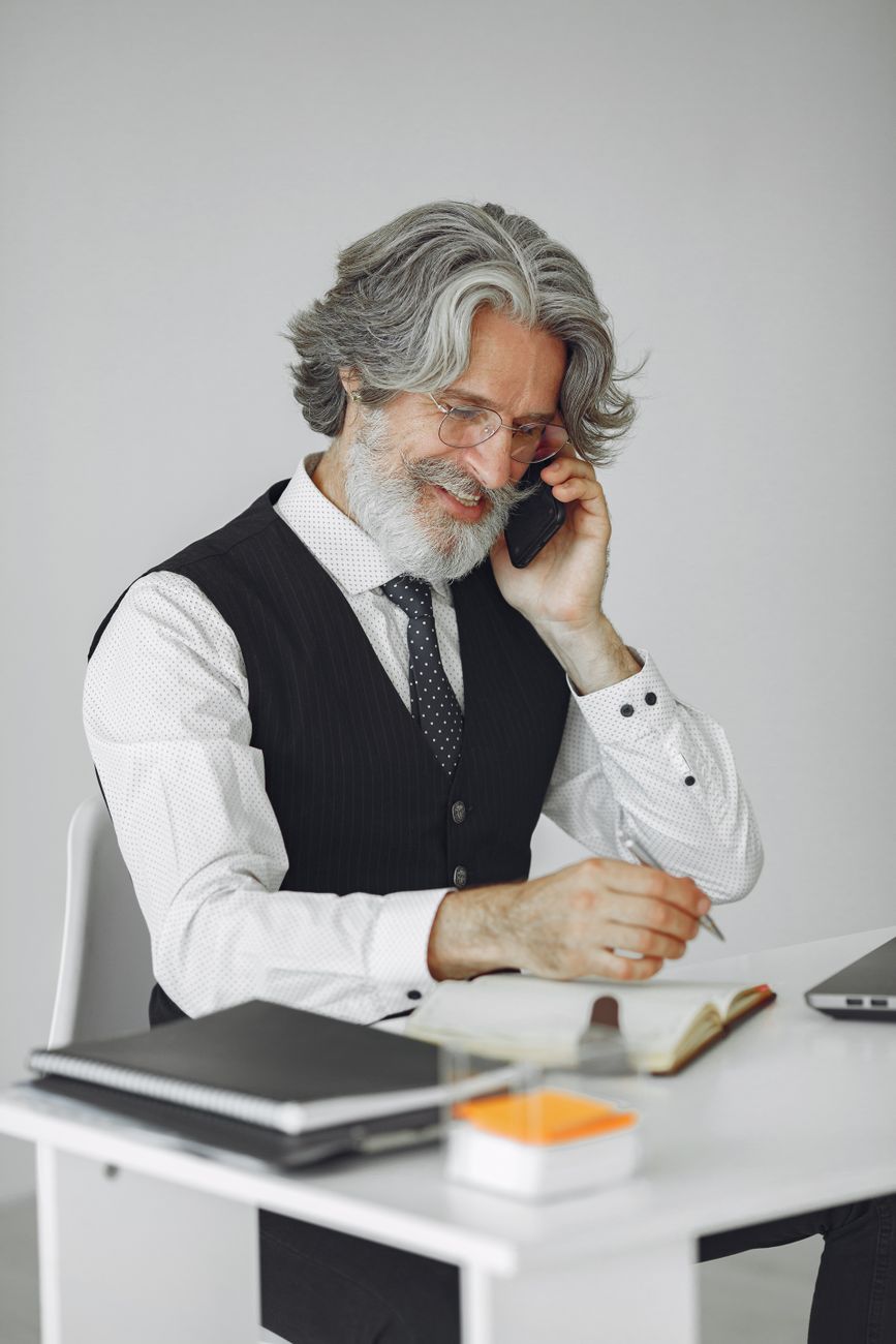 Dominik F.